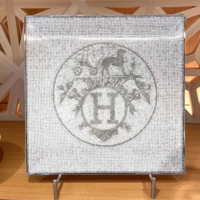 Hermes - 【新品 ギフト包装】エルメス モザイク プラチナ スクエア