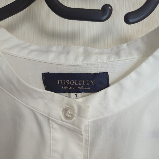 JUSGLITTY(ジャスグリッティー)のJUSGLITTY※白ロングシャツ レディースのトップス(シャツ/ブラウス(長袖/七分))の商品写真