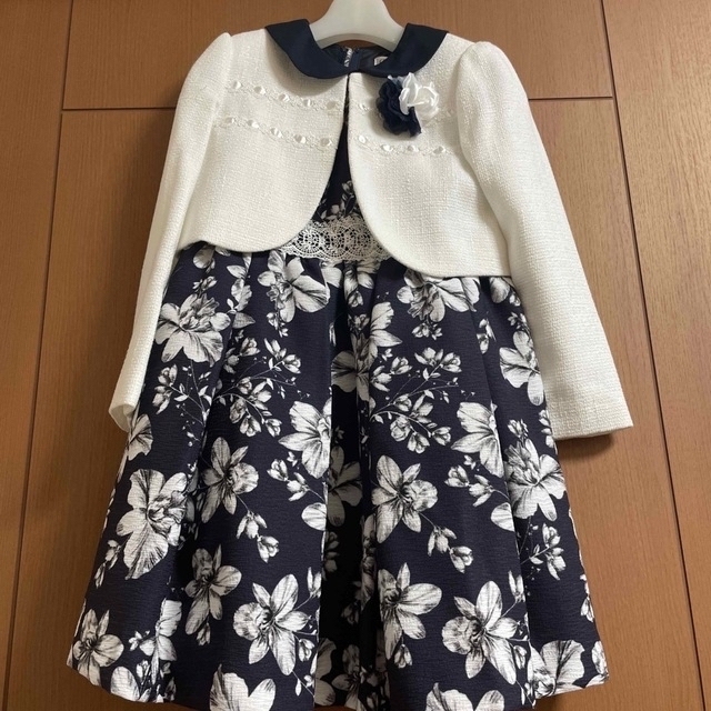 子供用 フォーマル　120  入学式 キッズ/ベビー/マタニティのキッズ服女の子用(90cm~)(ドレス/フォーマル)の商品写真