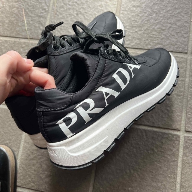 PRADA   プラダスニーカーの通販 by diamond｜プラダならラクマ