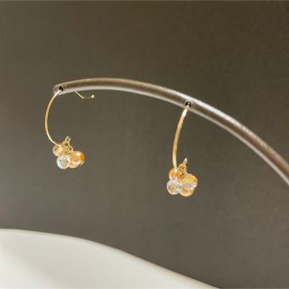 ビーズ　ビジュー  フック　ピアス(ピアス)