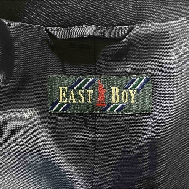 EASTBOY(イーストボーイ)の美品 イーストボーイ ブレザー 学生 制服 エンブレム 濃紺 9号 Mサイズ レディースのジャケット/アウター(テーラードジャケット)の商品写真