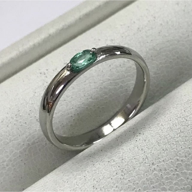 ★サイズ12号★プラチナPt900/エメラルド・デザインリング★0.20ct★アクセサリー