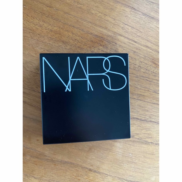 NARS(ナーズ)のNARS✳︎クッションファンデーション　ケース コスメ/美容のベースメイク/化粧品(ファンデーション)の商品写真