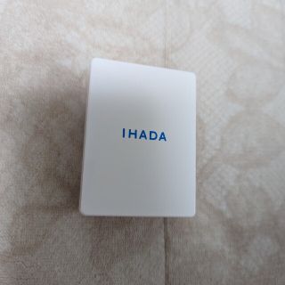 イハダ(IHADA)のイハダ 薬用 フェイスプロテクトパウダー 9g(フェイスパウダー)