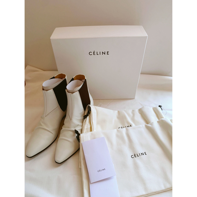 celine(セリーヌ)の最終値下げ　セリーヌ celine フィービー 期　ショートブーツ レディースの靴/シューズ(ブーツ)の商品写真