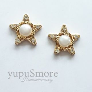 ビジュースター　イヤリングorピアス(イヤリング)