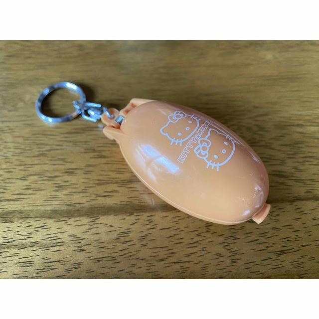 レトロ ハローキティ ポケットクリッター ピンクオレンジの通販 レトロ ハローキティ ポケットクリッター ピンクオレンジの通販