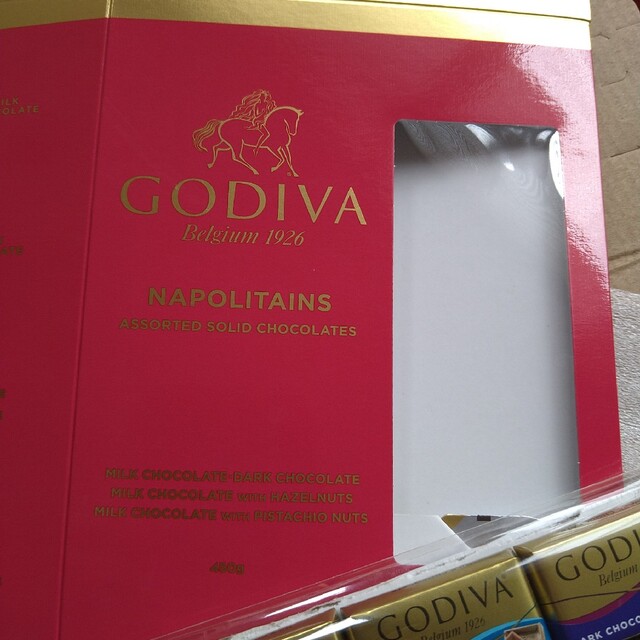 GODIVA(ゴディバ)のゴディバGODIVA　チョコレート56個 食品/飲料/酒の食品(菓子/デザート)の商品写真