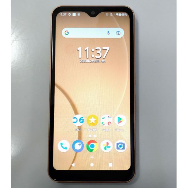 arrows(アローズ)の4853 arrows We FCG01 アローズ au ゴールド スマホ/家電/カメラのスマートフォン/携帯電話(スマートフォン本体)の商品写真