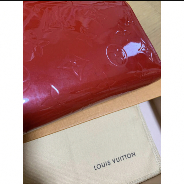 LOUIS VUITTON(ルイヴィトン)の【最終処分】ルイヴィトン　長財布　赤　ジッピー・ウォレット レディースのファッション小物(財布)の商品写真