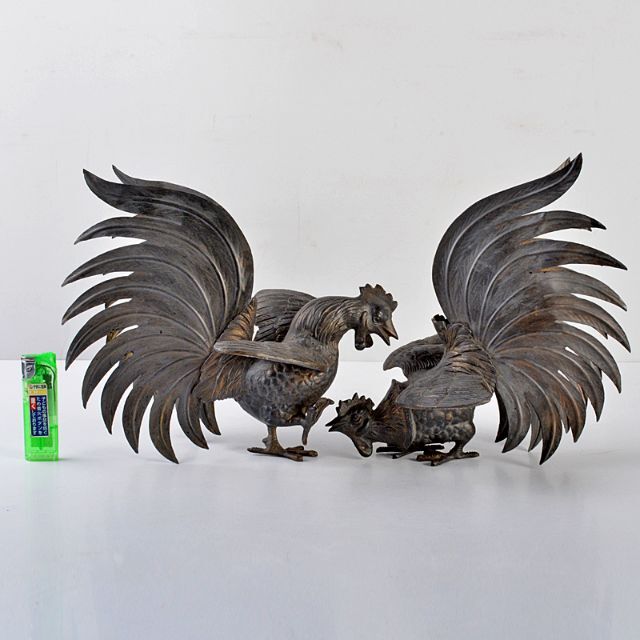 時代金工 古銅 鶏 置物 一對 M R5409B 時代金工 古銅 鶏 置物 一對 M R5409B