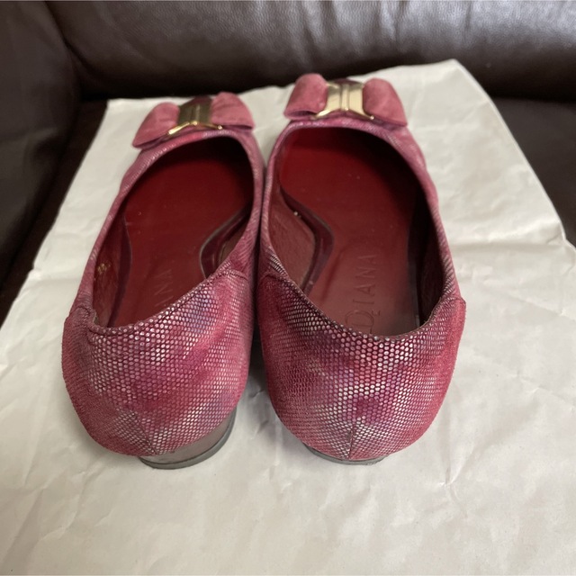 DIANA(ダイアナ)のDIANA 赤　リボン　レース　パンプス レディースの靴/シューズ(ハイヒール/パンプス)の商品写真