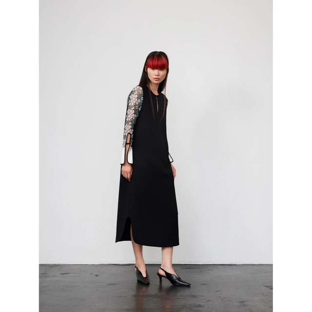 桜瑪瑙 mame Floral Lace Sleeve Dress | nongferndaddy.com