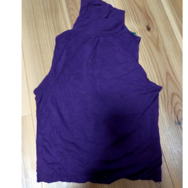 紫　ノースリーブ　へそ出し レディースのトップス(シャツ/ブラウス(半袖/袖なし))の商品写真