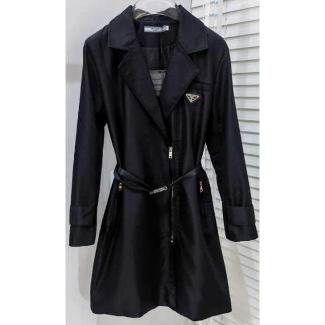Pradaミドル丈のコート macnology.cl