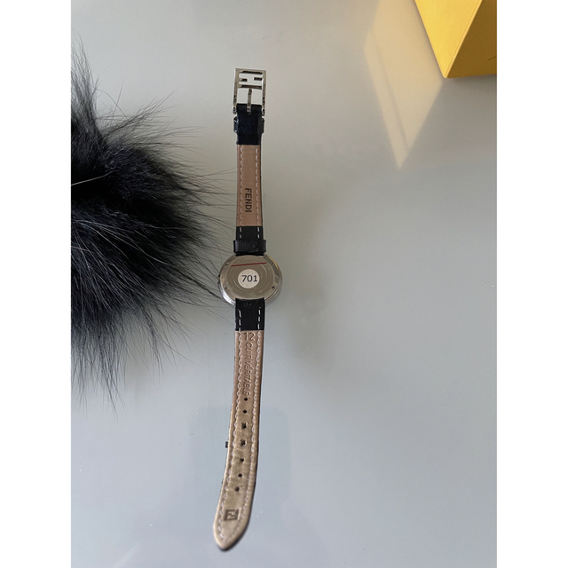品質のいい FENDI - フェンディファー付き腕時計 シェル/ダイヤモンド 品質のいい FENDI - フェンディファー付き腕時計 シェル/ダイヤモンド