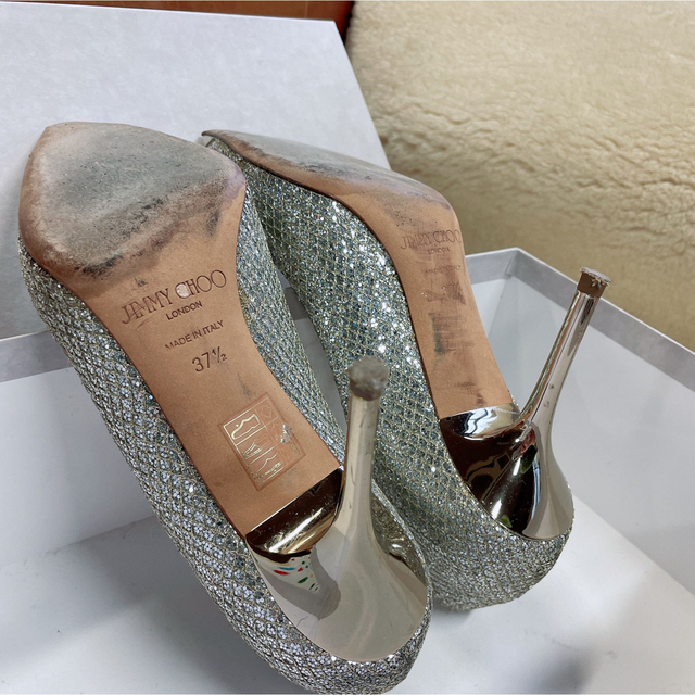 JIMMY CHOO(ジミーチュウ)のJIMMY CHOO パンプス ラメ シルバー  レディースの靴/シューズ(ハイヒール/パンプス)の商品写真