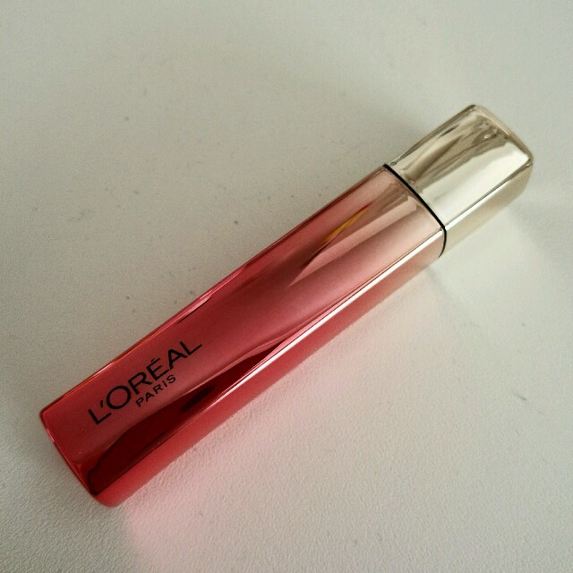 L'Oreal Paris(ロレアルパリ)のロレアルパリ ユイルカレス 804 レッド コスメ/美容のベースメイク/化粧品(リップグロス)の商品写真