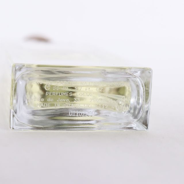 LOEWE(ロエベ)のロエベ　香水　オードゥ パルファン　001 woman ウーマン　50ml　中古 コスメ/美容の香水(香水(女性用))の商品写真