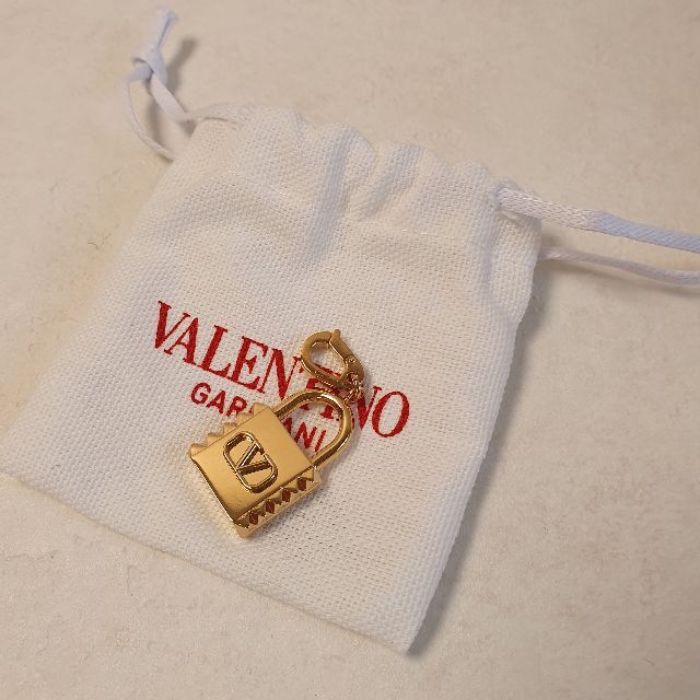 フルオーダー 土日価格!VALENTINO MAISON VALENTINOのメタル