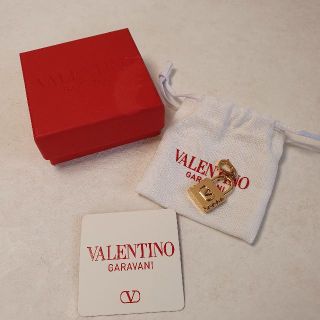 ヴァレンティノガラヴァーニ(valentino garavani)の【新品・未使用】VALENTINO GARAVANI Vロゴ メタルチャーム(その他)