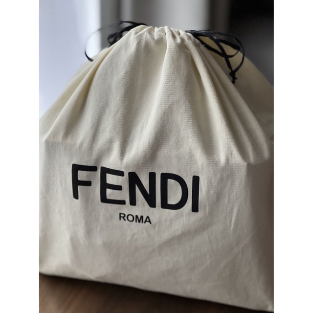 FENDI(フェンディ)のフェンディ　トゥージュール レディースのバッグ(ハンドバッグ)の商品写真