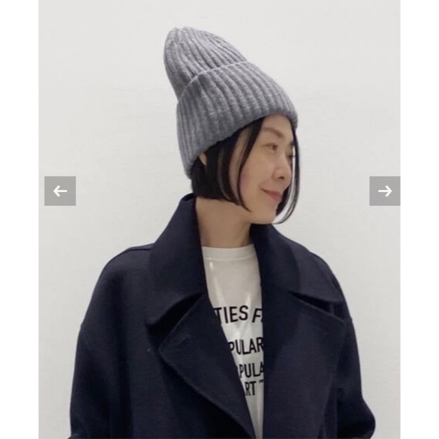 L'Appartement DEUXIEME CLASSE(アパルトモンドゥーズィエムクラス)のL'Appartement KNIT CAP アパルトモン　ビーニー　グレー レディースの帽子(ニット帽/ビーニー)の商品写真