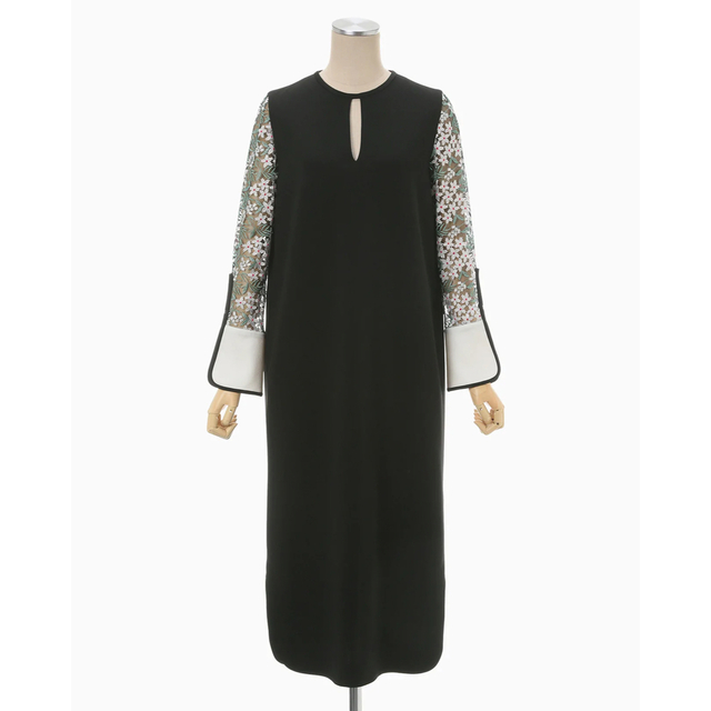 ロングワンピース+マキシワンピース mame - Floral Lace Sleeve Dress