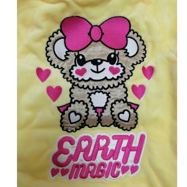 EARTHMAGIC(アースマジック)の新品未使用♡アースマジック♡マフィーちゃんベロアスタジャン♡ キッズ/ベビー/マタニティのキッズ服女の子用(90cm~)(ジャケット/上着)の商品写真