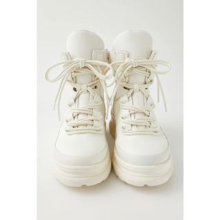 マウジー(moussy)のmoussy DOUBLE SHOELACES ブーツ(スニーカー)