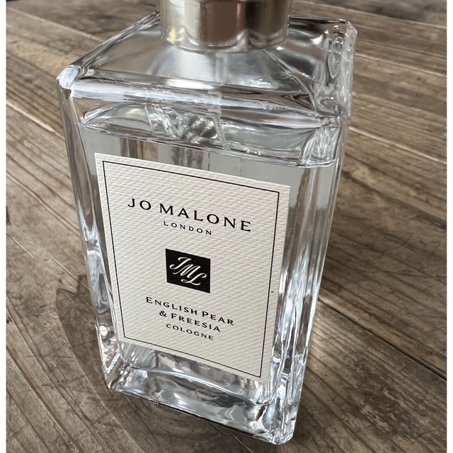 Jo Malone(ジョーマローン)のvalR様用【ジョーマローン】イングリッシュペアー＆フリージアコロン 100ml コスメ/美容の香水(香水(女性用))の商品写真