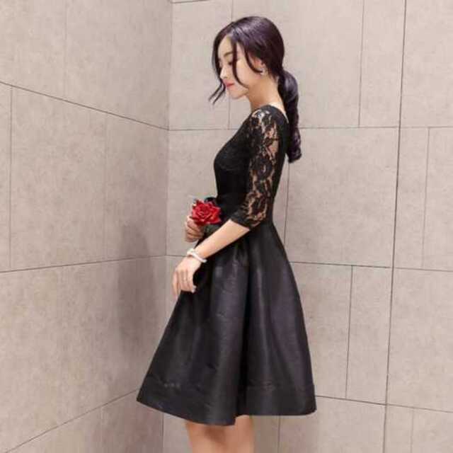 刺繍レース ワンピース  Mサイズ 7分袖 フレアスカート ブラック レディースのフォーマル/ドレス(ミディアムドレス)の商品写真