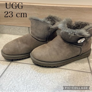 アグ(UGG)のUGG  アグ 23cm グレー　ショートブーツ　スワロフスキー(ブーツ)