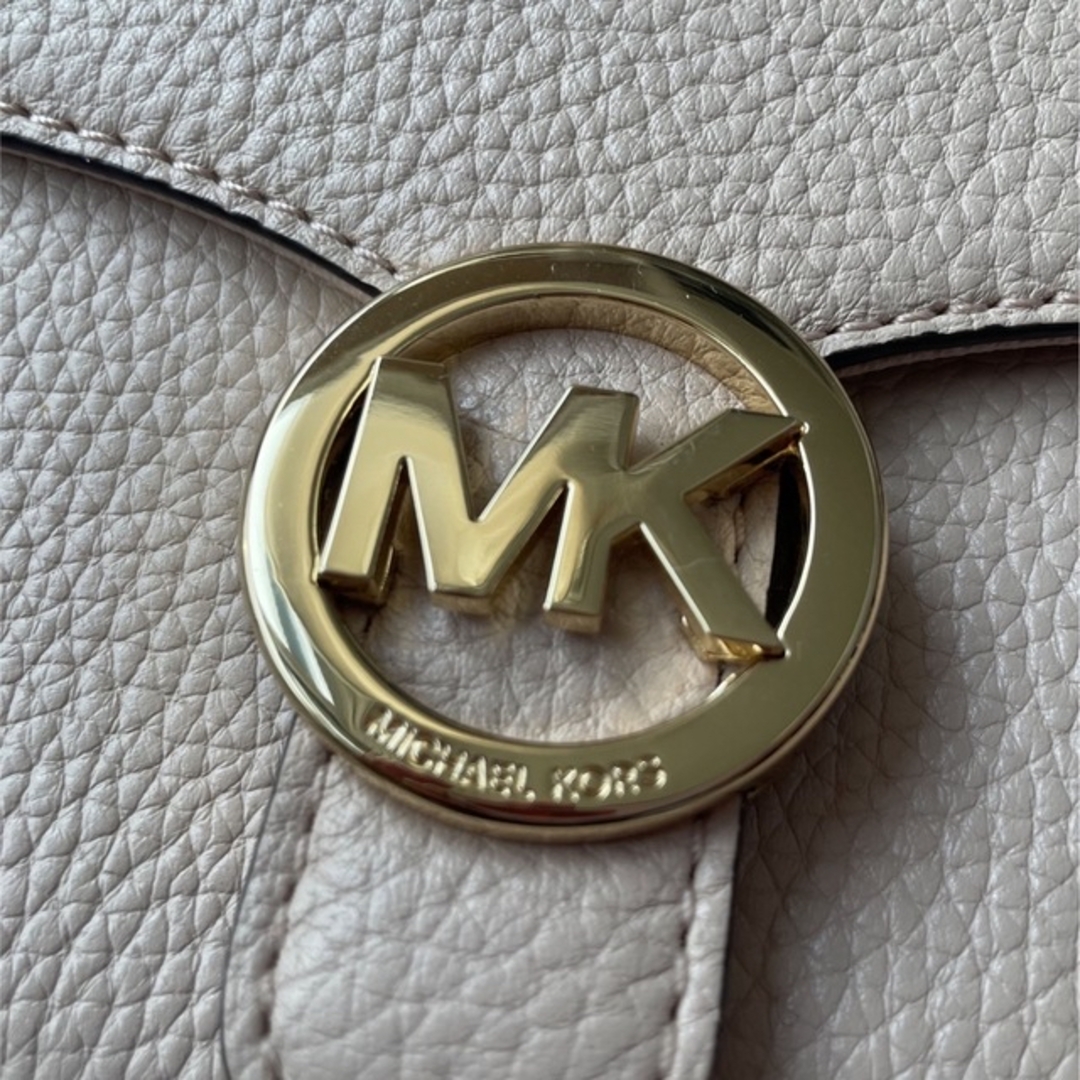 Michael Kors(マイケルコース)の《再々値下げ》マイケルコース 新品チェーンウォレット ショルダーバック レディースのバッグ(ショルダーバッグ)の商品写真