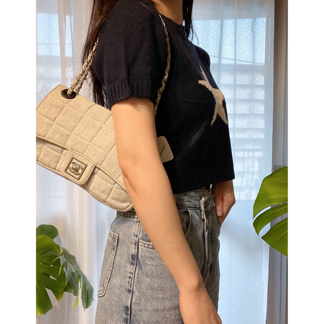 CHANEL - シャネル スポーツライン ショルダーバッグ グレーの通販 by