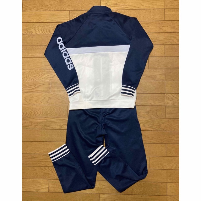 adidas(アディダス)のアディダス　ジャージ上下セット　160サイズ キッズ/ベビー/マタニティのキッズ服男の子用(90cm~)(その他)の商品写真