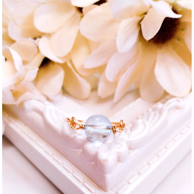 ブルートパーズ ナチュラルカラー 宝石質 ワイヤーリング ハンドメイドのアクセサリー(リング)の商品写真