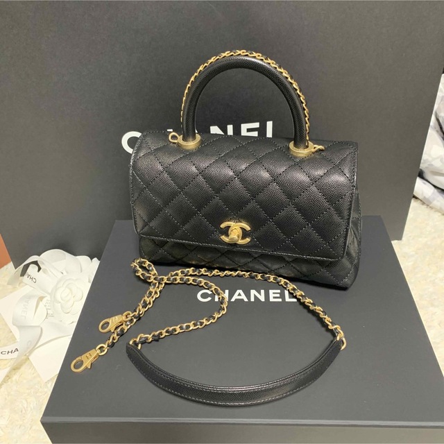 CHANEL(シャネル)のシャネル　ココハンドル　XS  ブラック　キャビアスキン🖤 レディースのバッグ(ショルダーバッグ)の商品写真