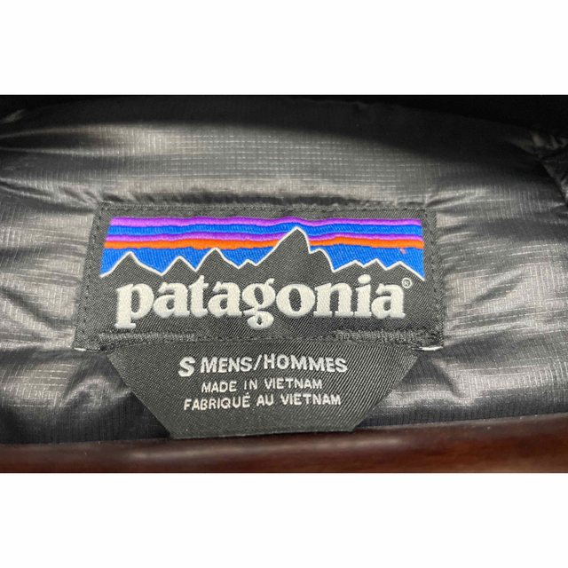 patagonia(パタゴニア)のパタゴニア DASパーカ メンズS ブラック メンズのジャケット/アウター(ダウンジャケット)の商品写真