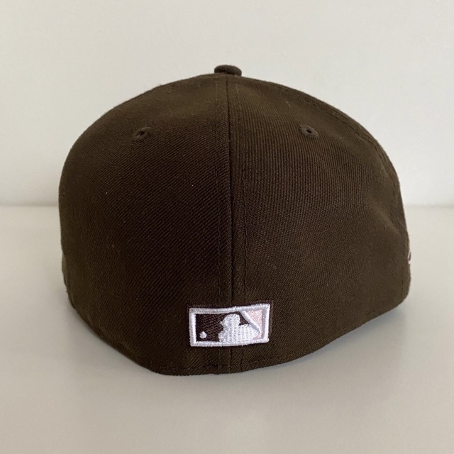 NEW ERA(ニューエラー)の中古 ツバ裏ピンク New Era Cap ニューエラ キャップ ヤンキース メンズの帽子(キャップ)の商品写真