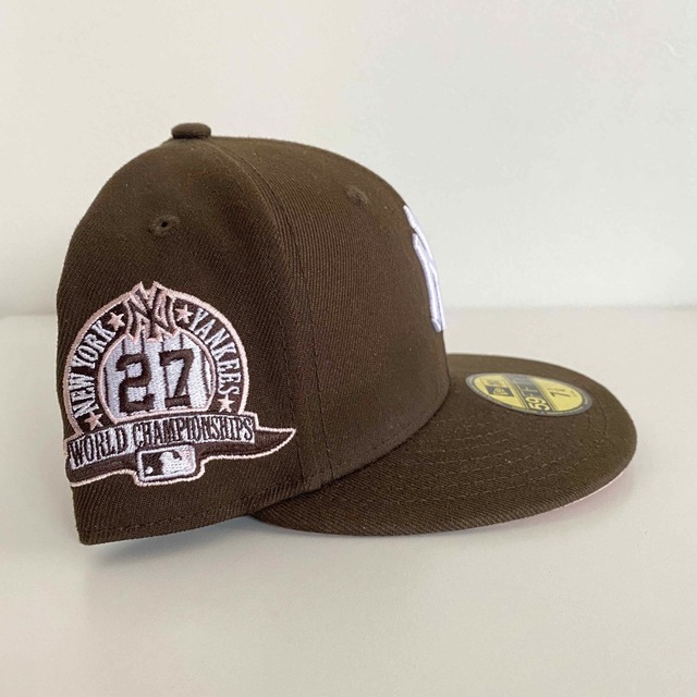 NEW ERA(ニューエラー)の中古 ツバ裏ピンク New Era Cap ニューエラ キャップ ヤンキース メンズの帽子(キャップ)の商品写真