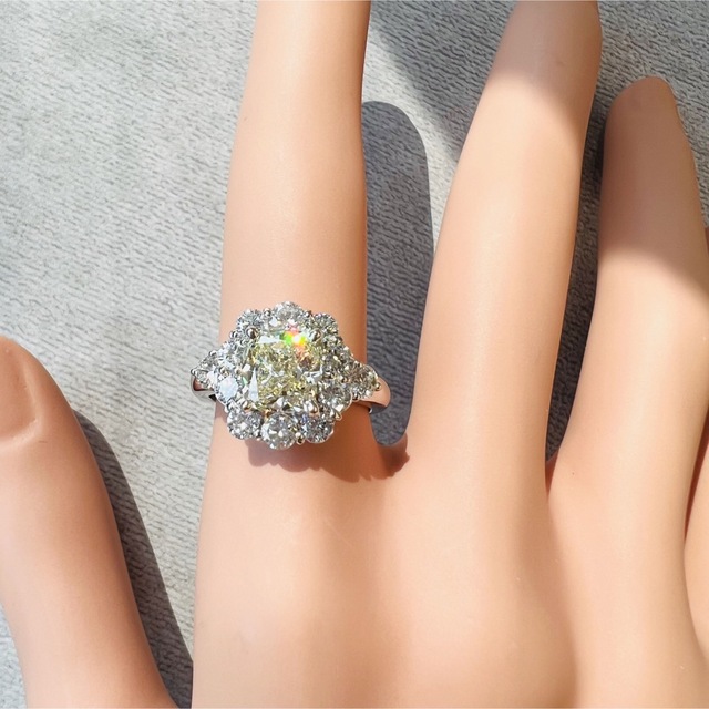高級品☆PTダイヤモンドリングD:2.024ct D:1.302ct レディースのアクセサリー(リング(指輪))の商品写真
