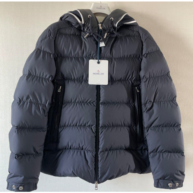 お礼や感謝伝えるプチギフト MONCLER - モンクレール Cardereショート
