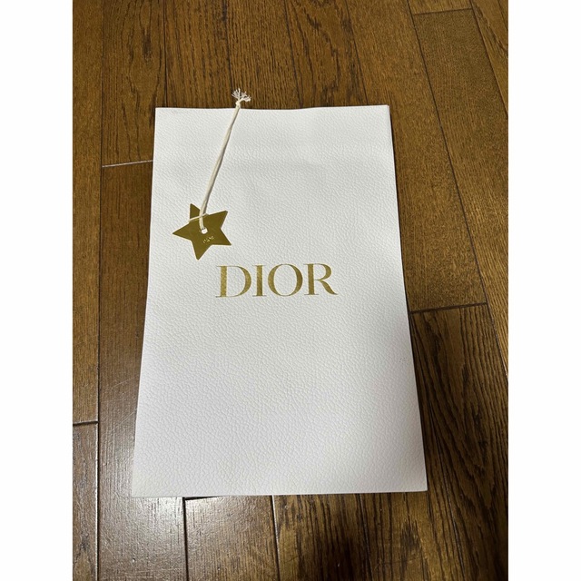 Christian Dior(クリスチャンディオール)のDIOR ディオール　紙袋 レディースのバッグ(ショップ袋)の商品写真