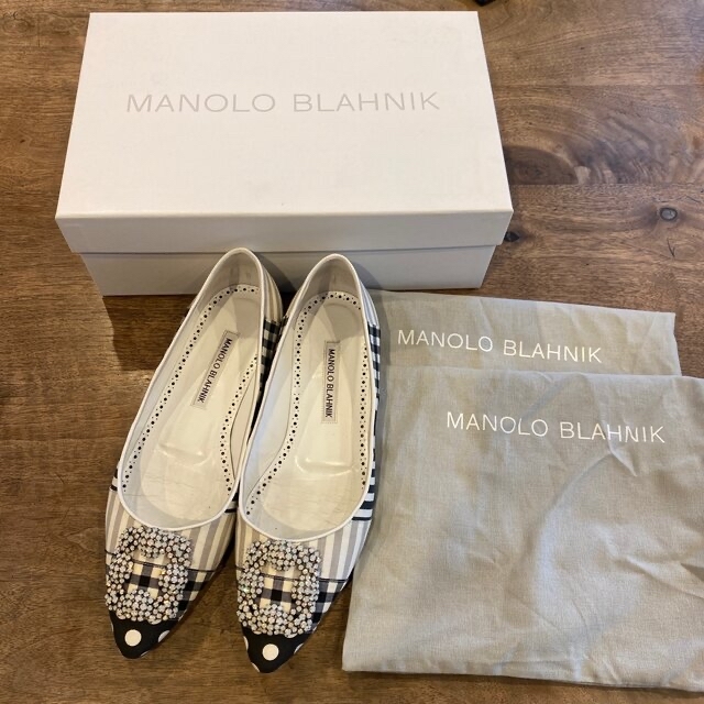 素敵な MANOLO BLAHNIK - マノロブラニク ハンギシ ドットブラック