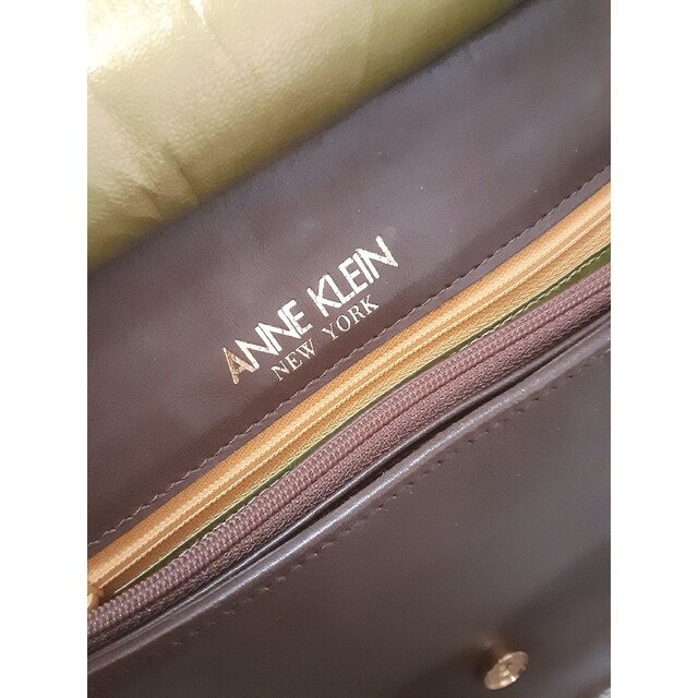 ANNE KLEIN(アンクライン)のアンクライン ANNE KLEIN NEW YORK 本革/ハンドバッグ レディースのバッグ(ハンドバッグ)の商品写真