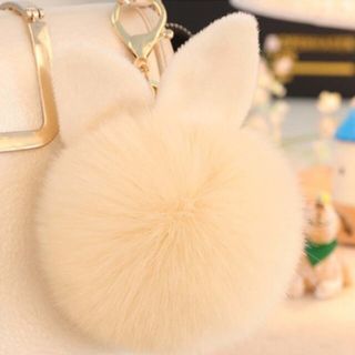 うさぎ うさ耳 エコファー チャーム 新品(キーホルダー)