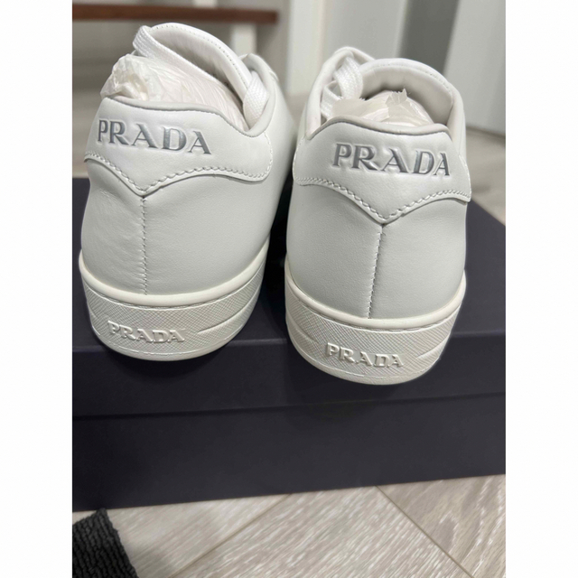 PRADA(プラダ)のプラダ　PRADA  スニーカー　新品未使用 レディースの靴/シューズ(スニーカー)の商品写真