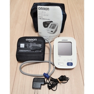 オムロン(OMRON)のオムロン 上腕式血圧計  HCR-7201(その他)